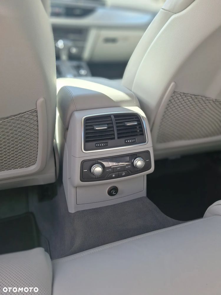 Audi A6 Limousine 2.8 FSI Quattro S tronic - 16