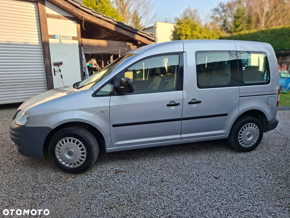 Volkswagen Caddy Mixt - 9