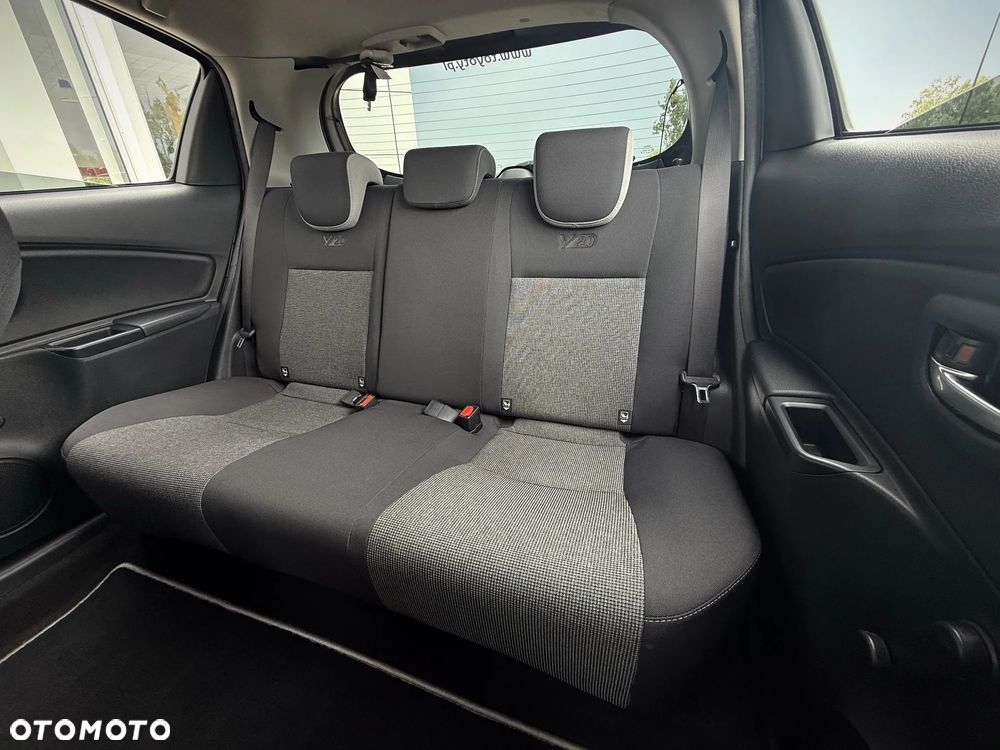 Toyota Yaris 1.5 20th Anniversary - 16