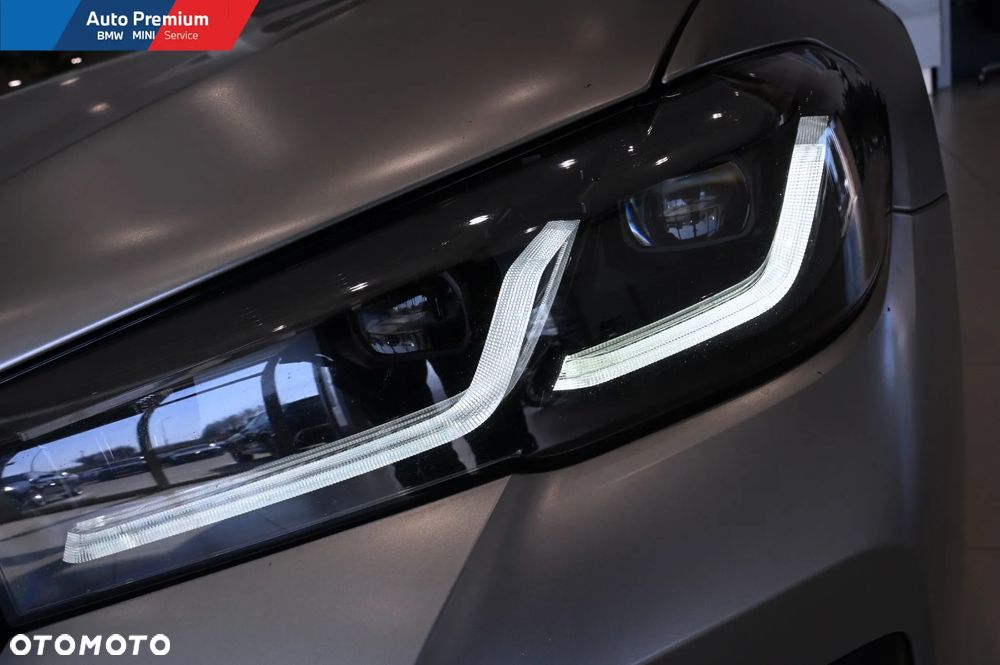 BMW Seria 5 520d xDrive - 22