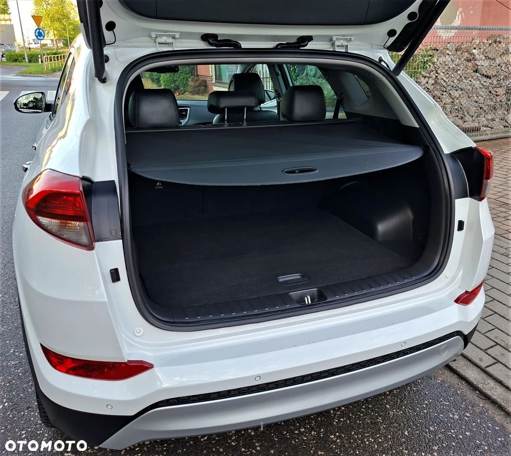 Hyundai Tucson blue 1.7 CRDi 2WD DCT Premium - 21