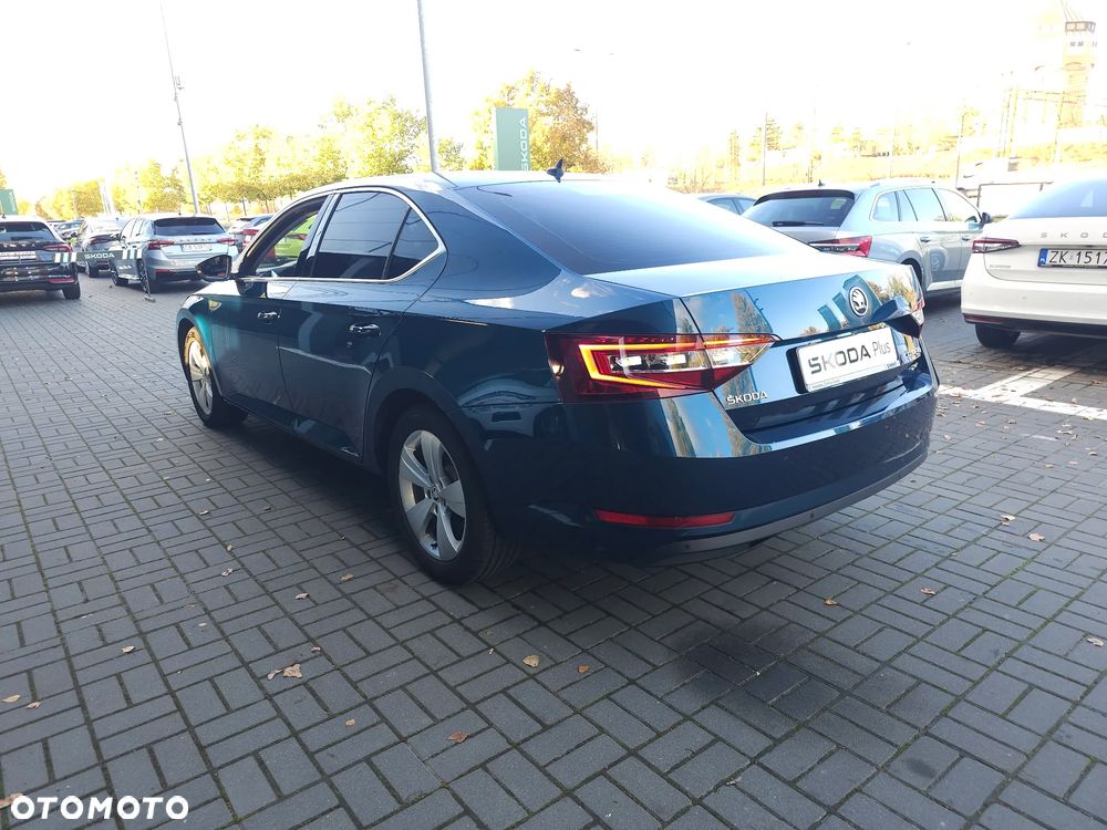 Skoda Superb - 8