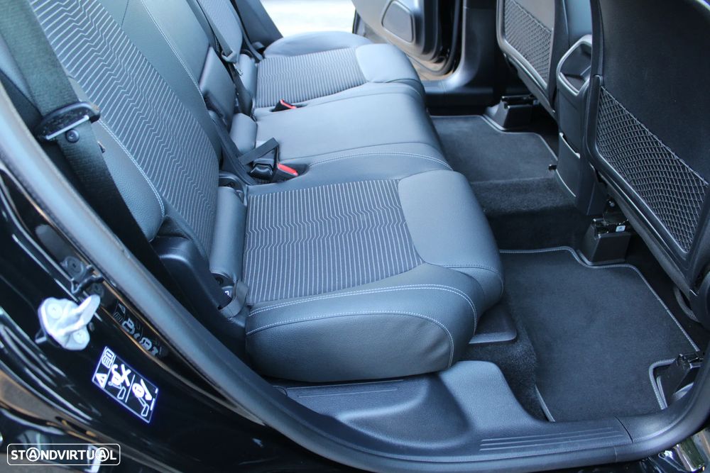 Mercedes-Benz GLB 180 7G-DCT Progressive Advanced - 22