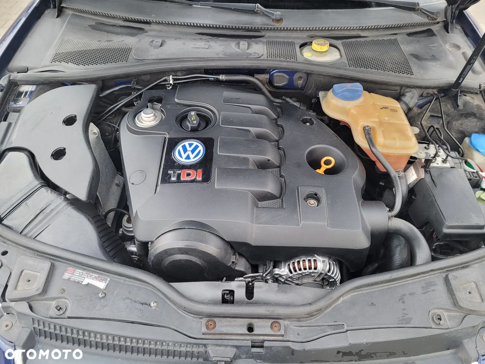 Volkswagen Passat 1.9 TDI - 16
