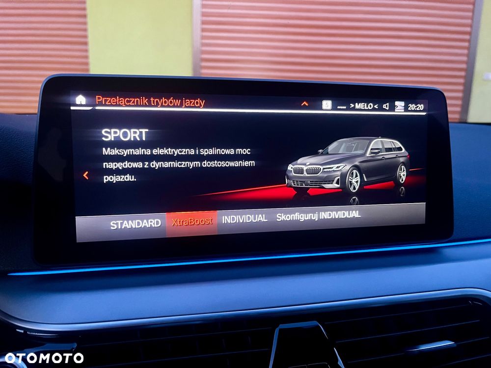 BMW Seria 5 ver-530e - 12