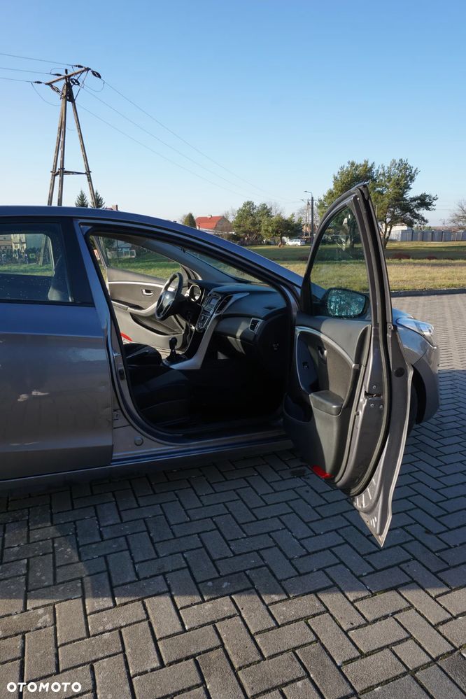 Hyundai i30 1.4 Classic - 13