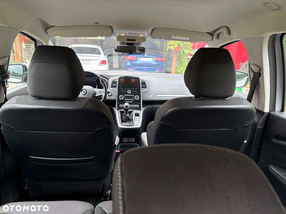 Renault Scenic - 15