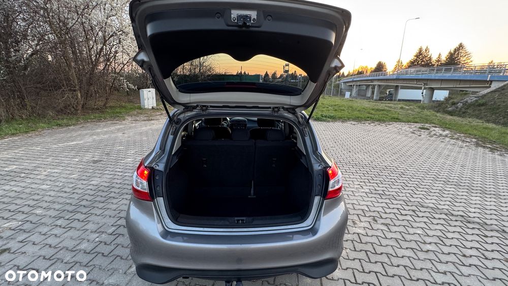 Nissan Pulsar 1.2 DIG-T Tekna - 16