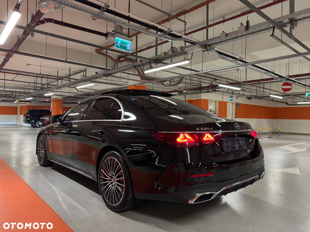 Mercedes-Benz Klasa E 220 d 4-Matic AMG - 6