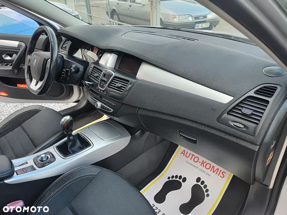 Renault Laguna ENERGY dCi 175 FAP Start & Stop Bose Edition - 29