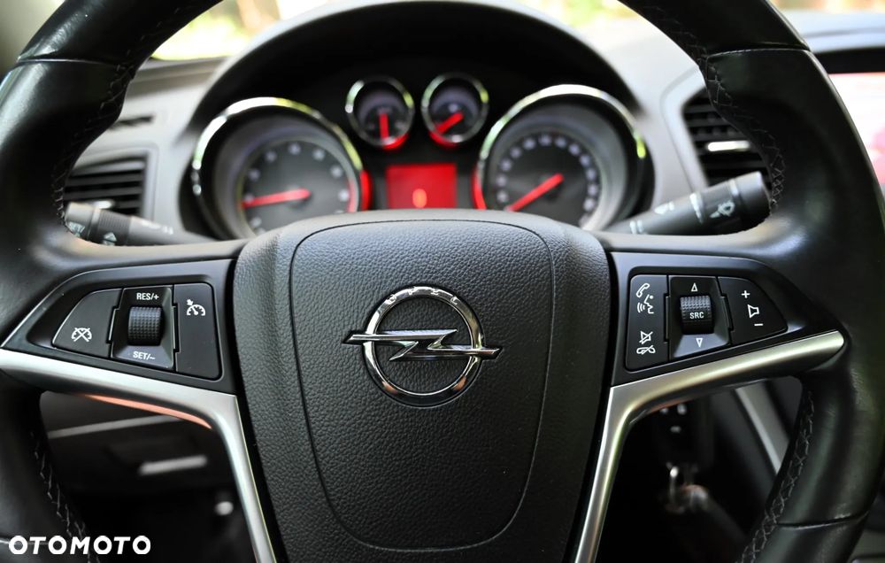 Opel Insignia 1.6 - 20