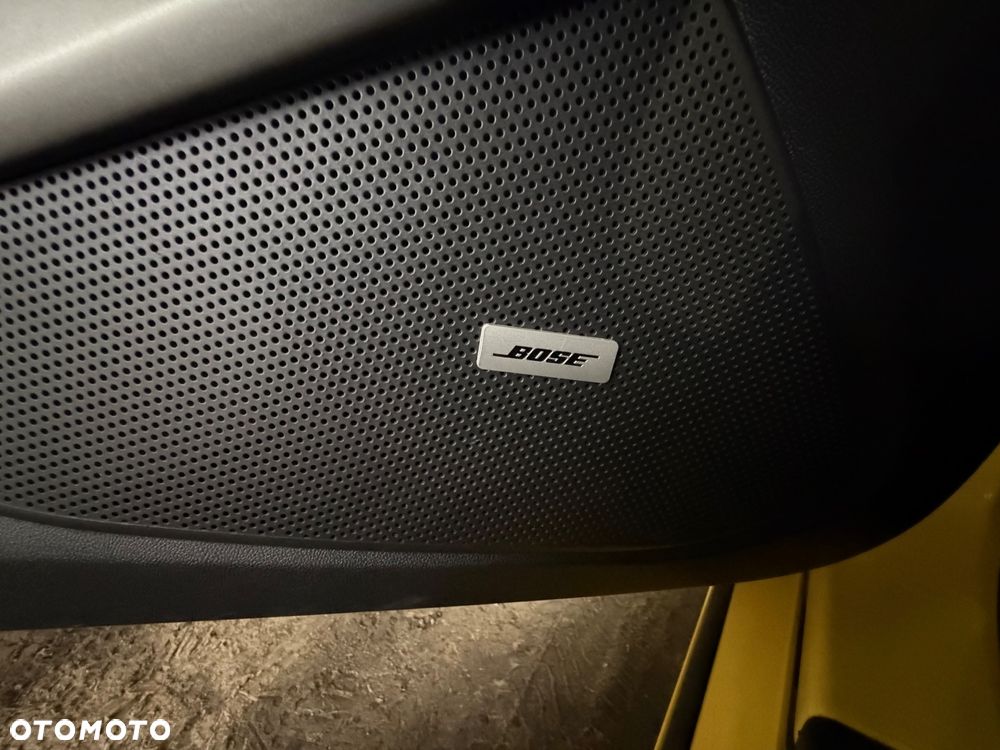 Chevrolet Camaro - 12