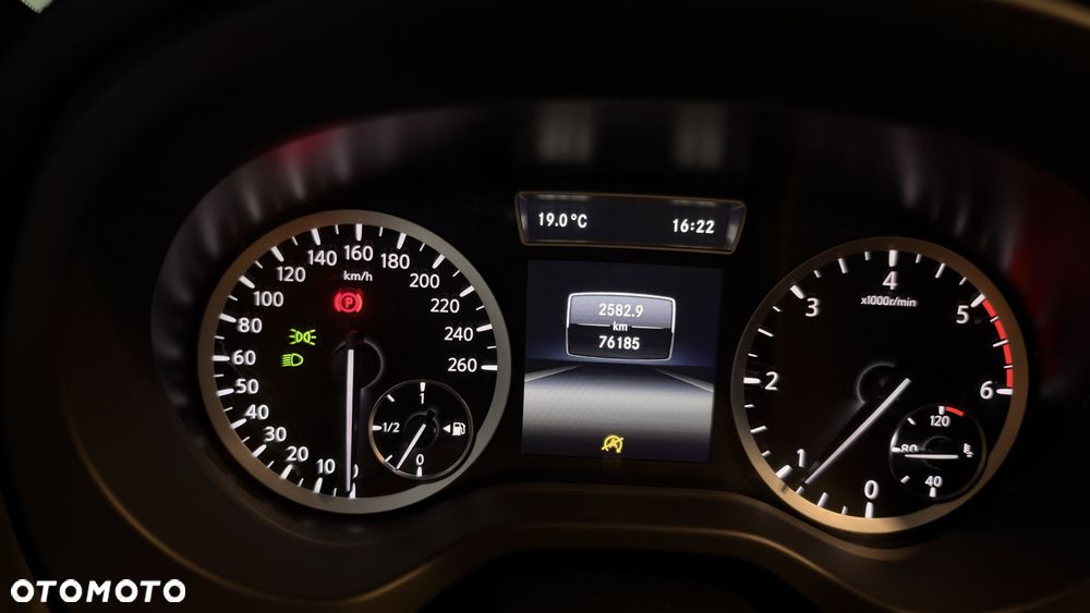 Infiniti Q30 1.5d Premium Tech - 12