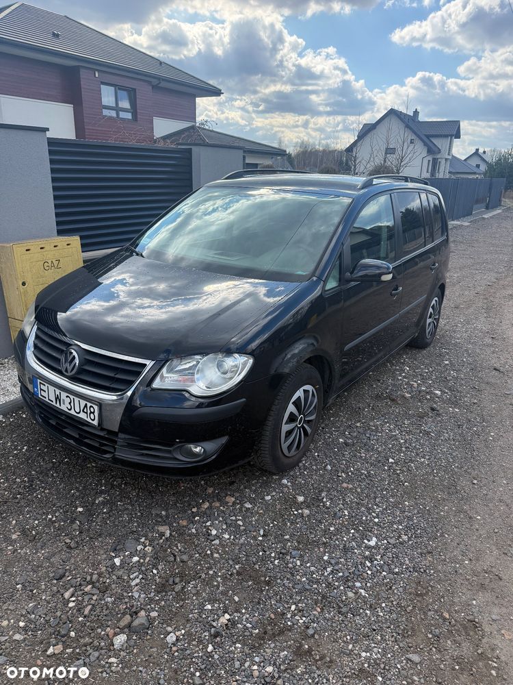 Volkswagen Touran 1.6 Trendline - 1