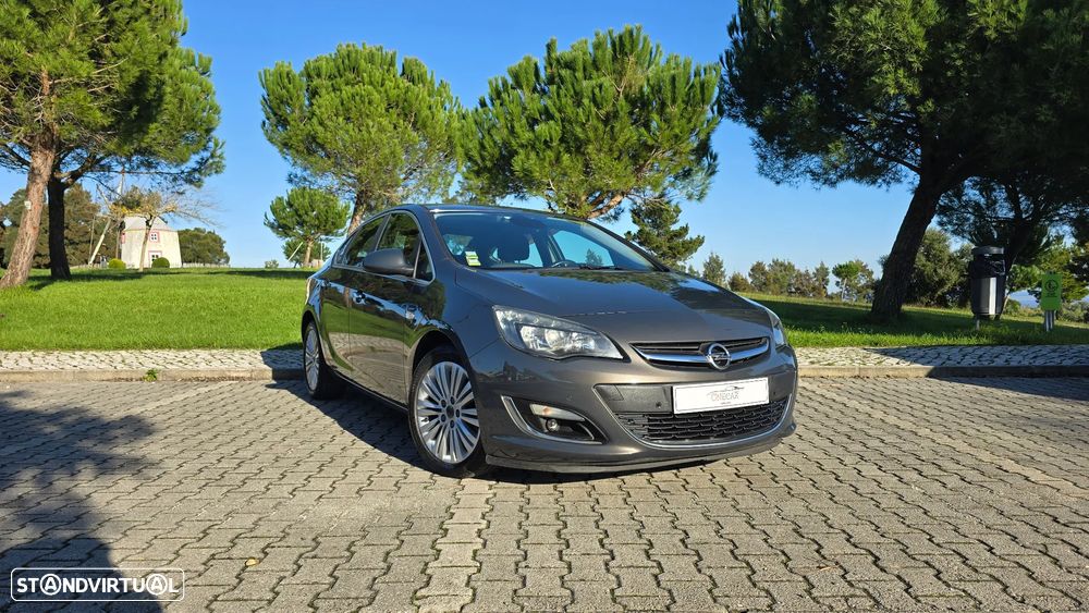 Opel Astra 1.7 CDTI Cosmo Start/Stop - 1