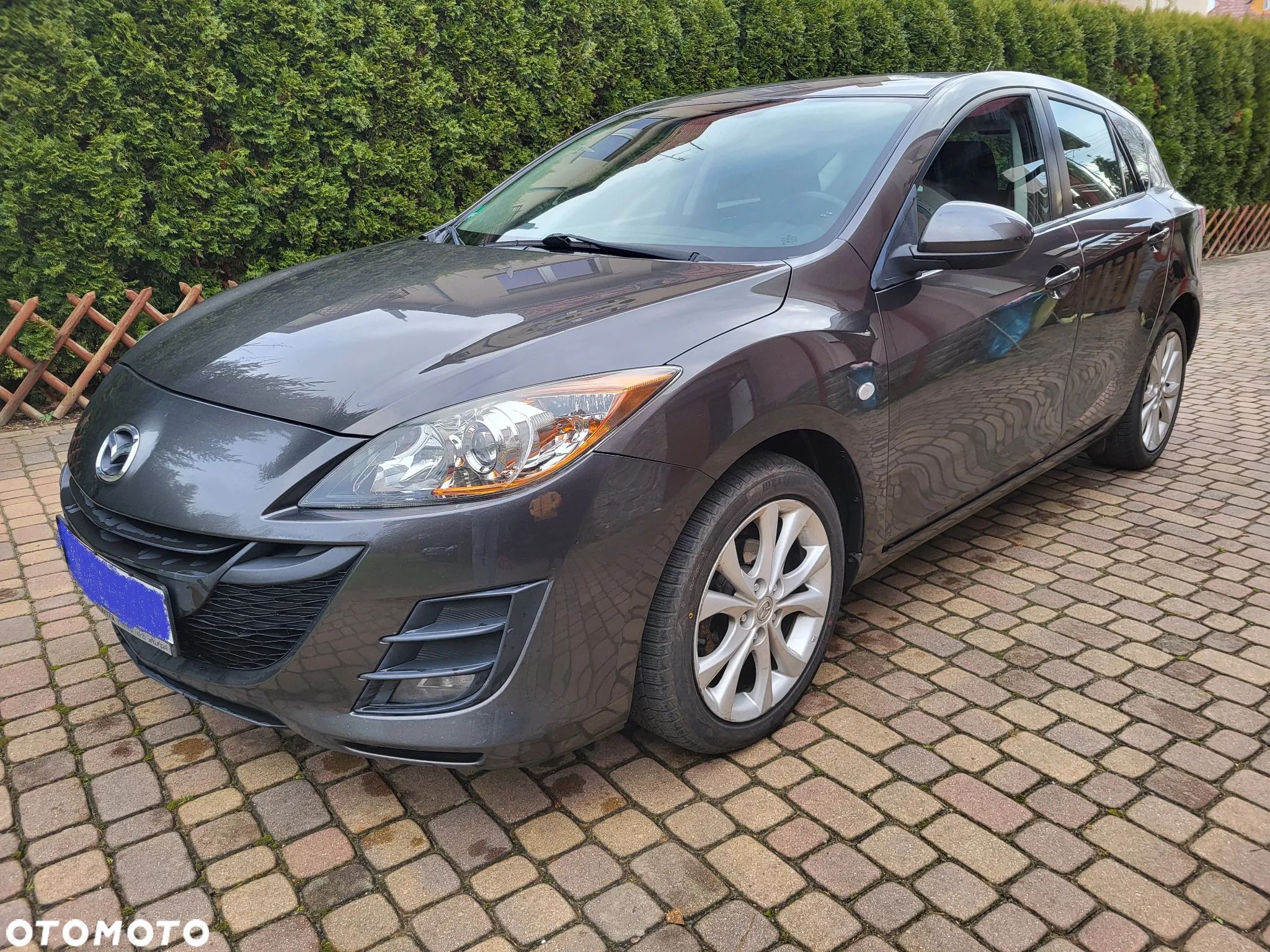 Mazda 3 1.6 Exclusive + - 1