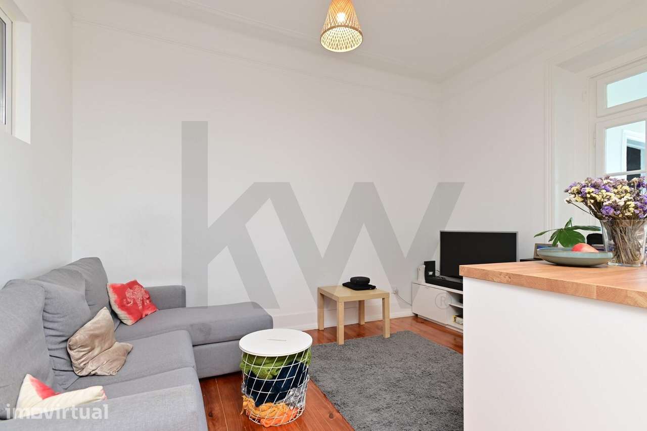 Apartamento T2+1 remodelado com vista de Monsanto, em Campolide - Grande imagem: 4/20