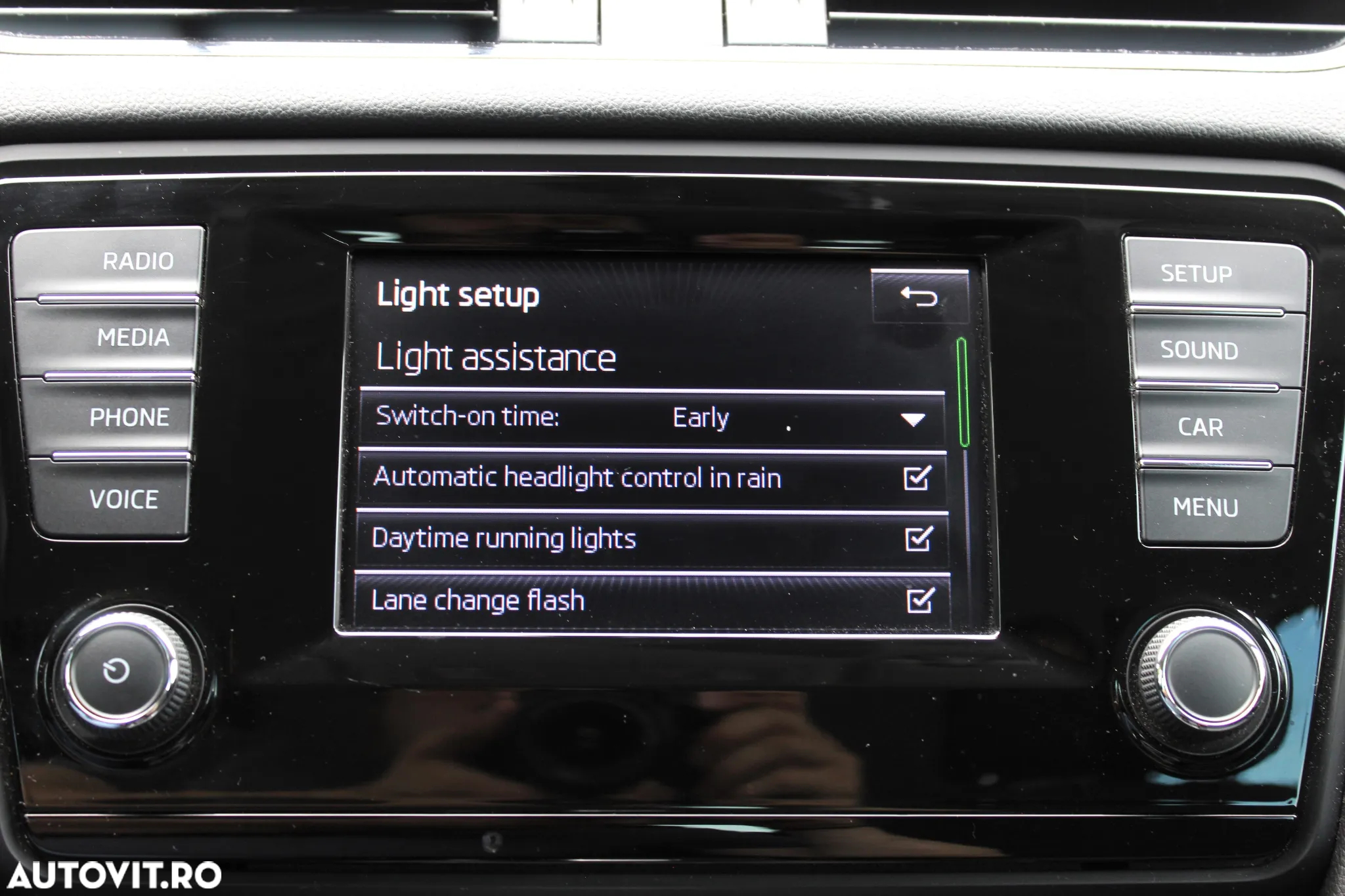Skoda Octavia 2.0 TDI ELEGANCE DSG - 28