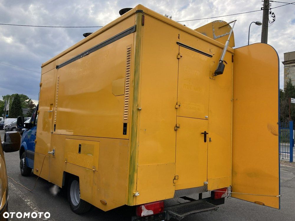 Mercedes-Benz Sprinter - 20