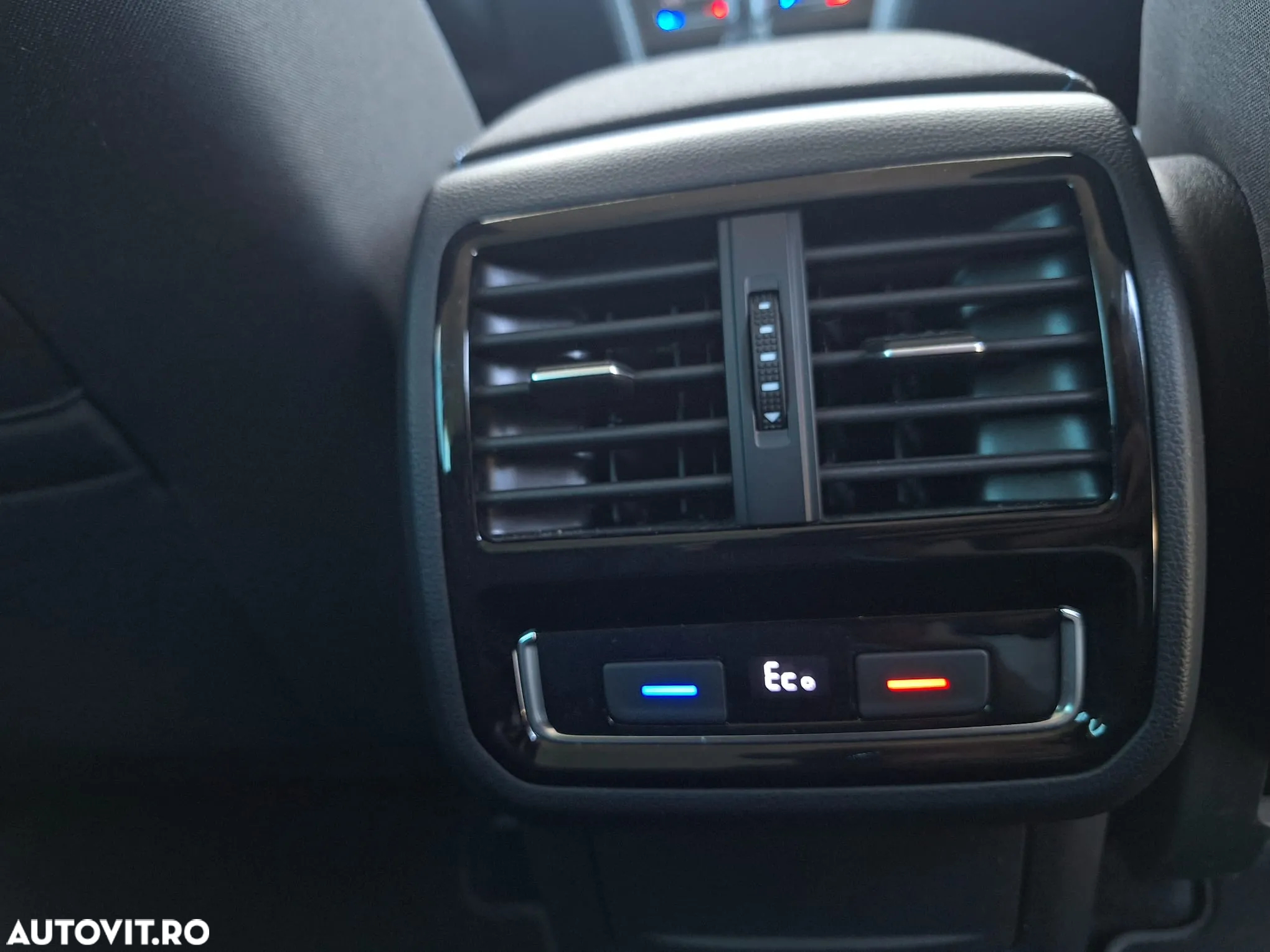 Volkswagen Passat Variant 1.4 TSI Plug-In-Hybrid DSG GTE - 11