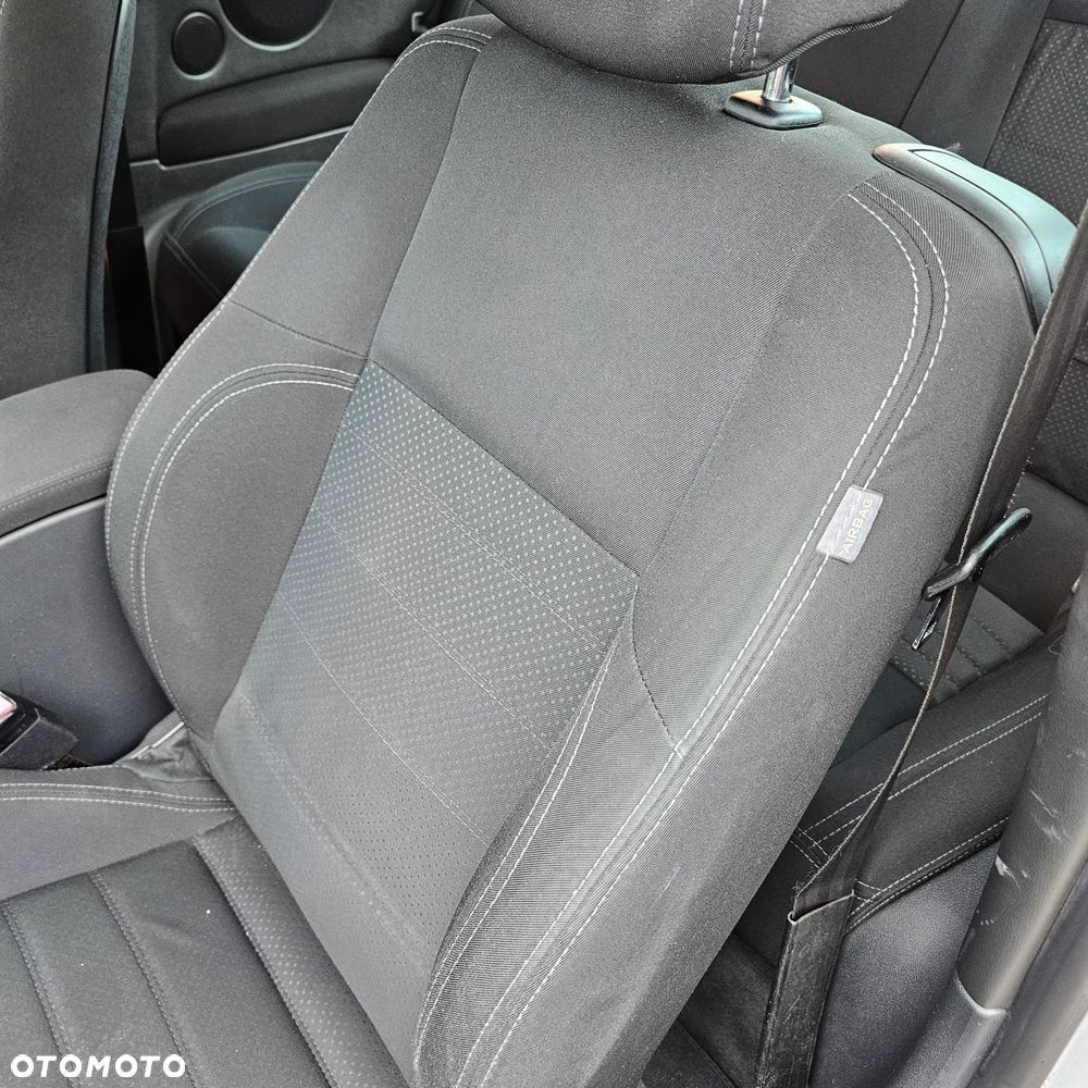 Renault Laguna 2.0 dCi FAP Dynamique - 8