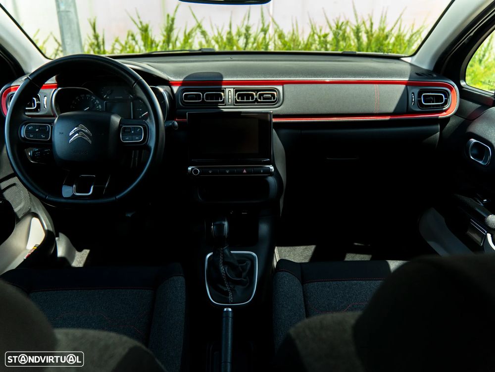 Citroën C3 1.2 PureTech Shine - 22
