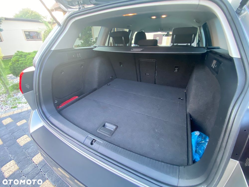 Volkswagen Golf 1.5 eTSI EVO United DSG - 21