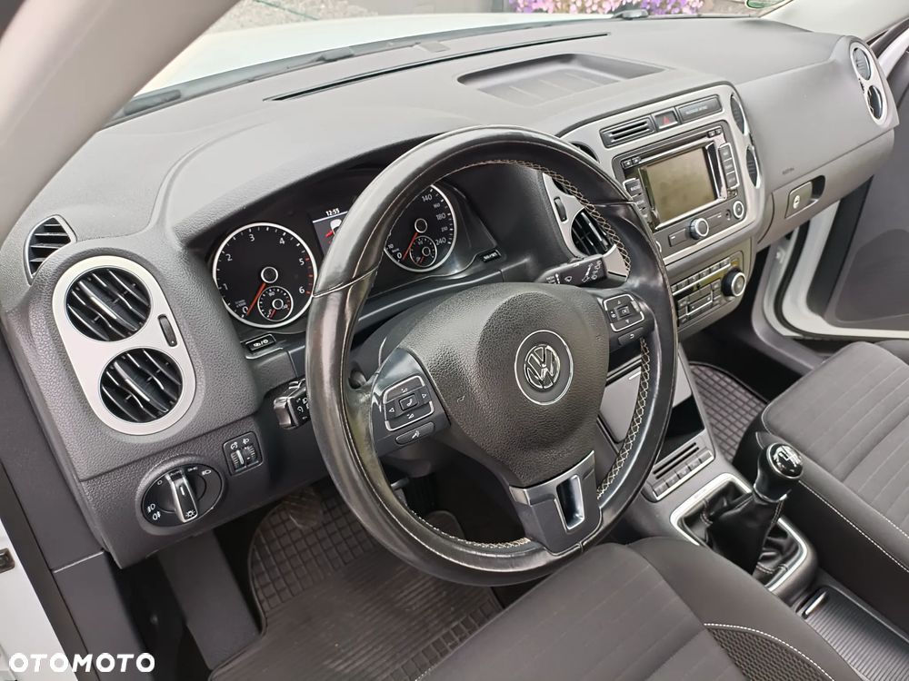 Volkswagen Tiguan 2.0 TDI DPF 4Motion BlueMotion Technology Cup Sport & Style - 17