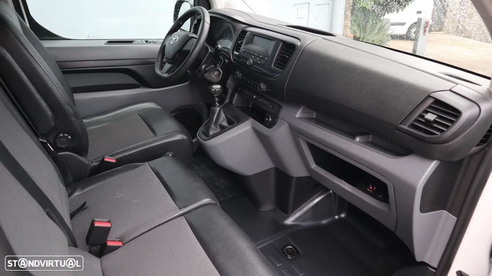 Toyota Proace 2.0 D4D 120 Longa XL - 12