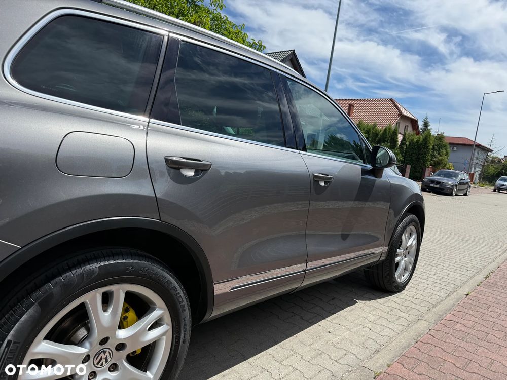Volkswagen Touareg - 22