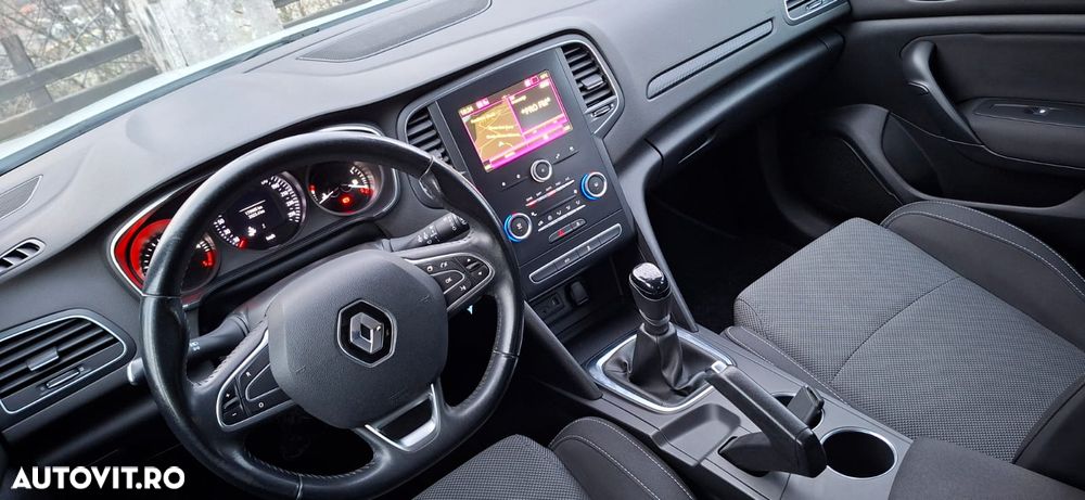 Renault Megane Blue dCi 116 Life - 6