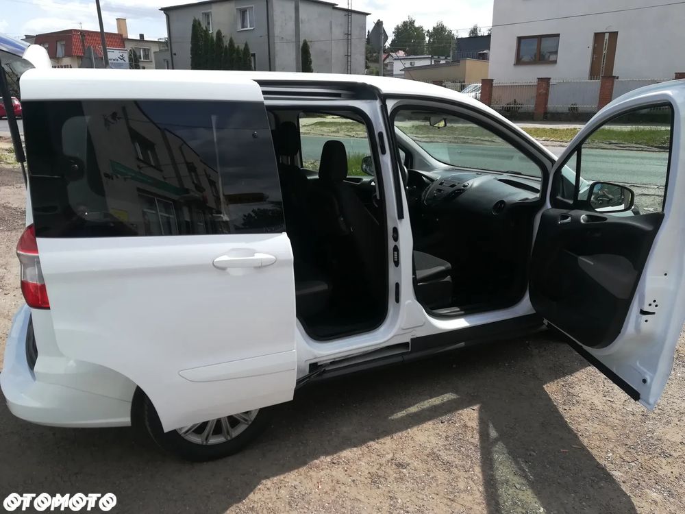Ford Tourneo Courier - 9