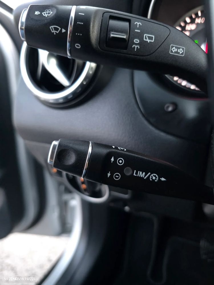 Mercedes-Benz GLA 200 CDi Urban Aut. - 27