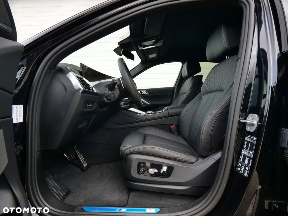 BMW X6 xDrive40d - 27