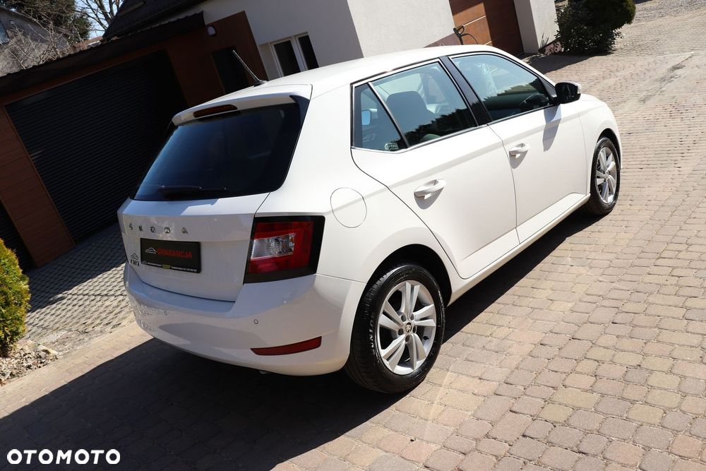 Skoda Fabia - 25