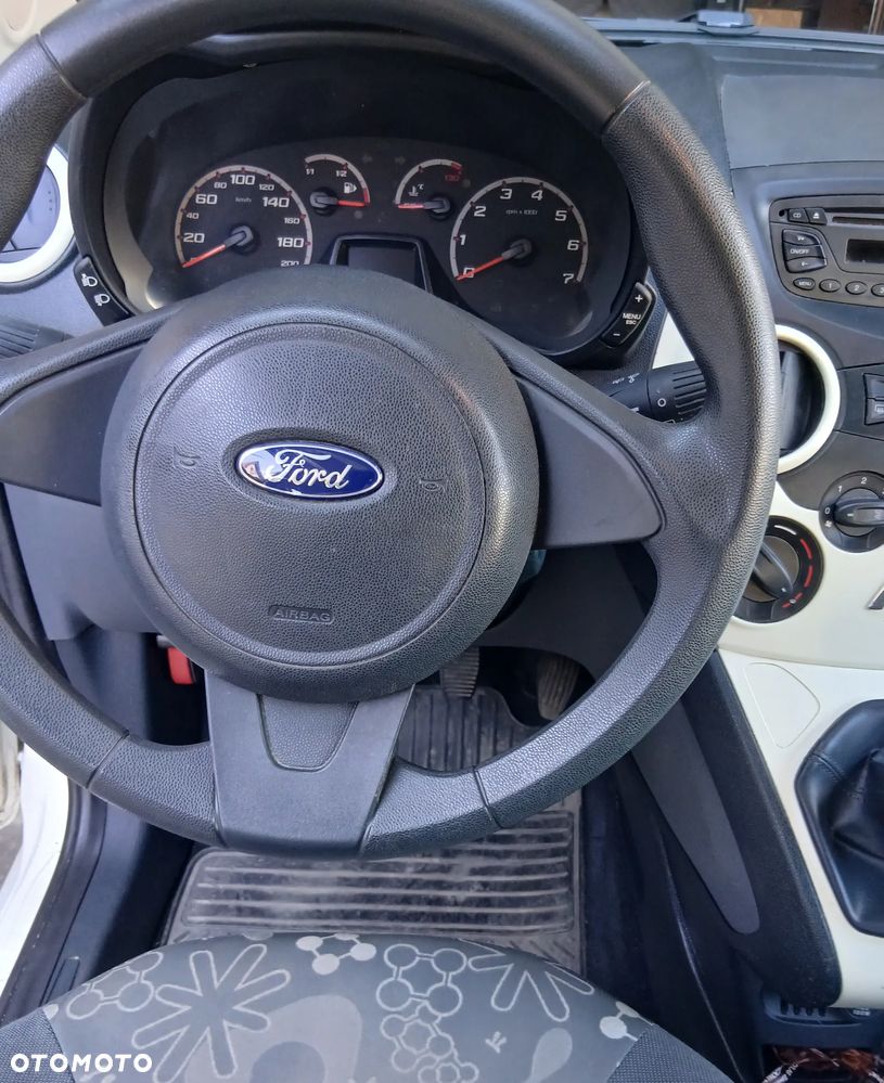 Ford KA 1.2 Concept - 12