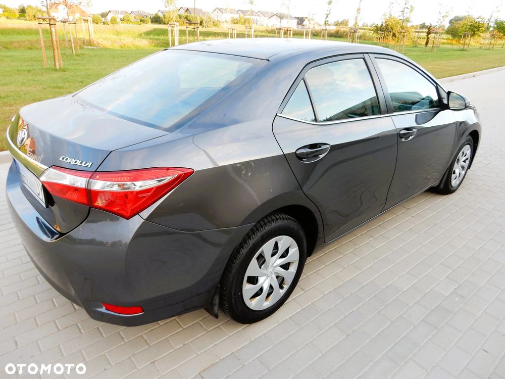 Toyota Corolla 1.4 D-4D Comfort - 12