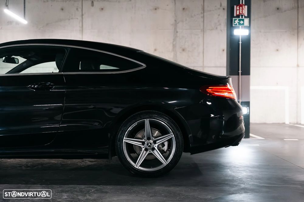 Mercedes-Benz C 250 d 9G-TRONIC AMG Line - 9