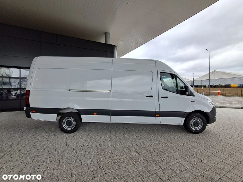 Mercedes-Benz eSprinter - 6
