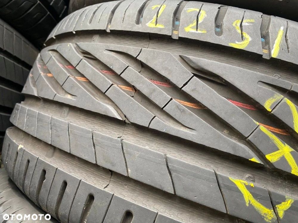 225/45/17 Uniroyal RainSport 5_7,8mm_4szt_(8) - 5