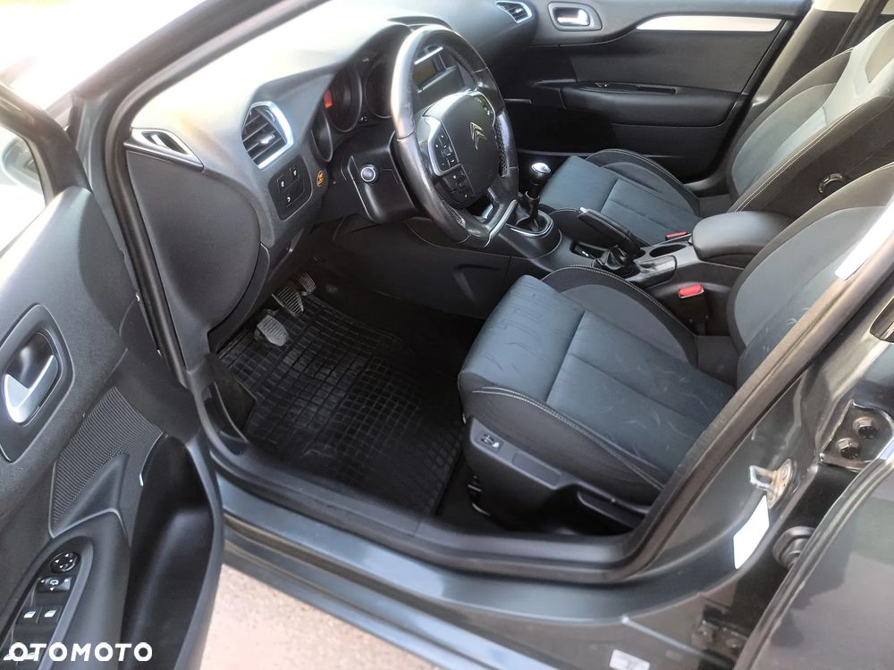 Citroën C4 VTi 120 Exclusive - 15