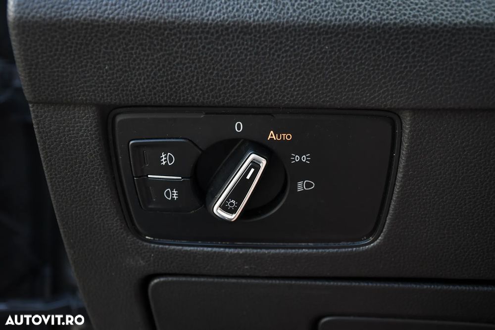 Volkswagen Passat 1.6 TDI (BlueMotion Technology) DSG Comfortline - 12