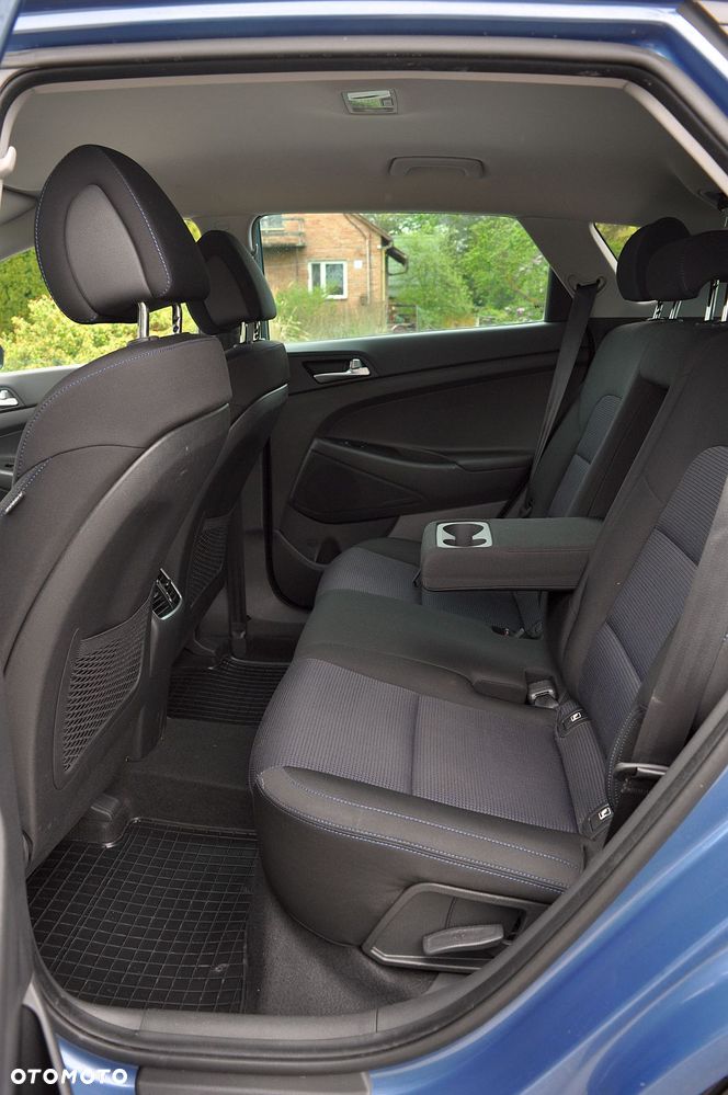 Hyundai Tucson blue 1.7 CRDi 2WD Style - 21