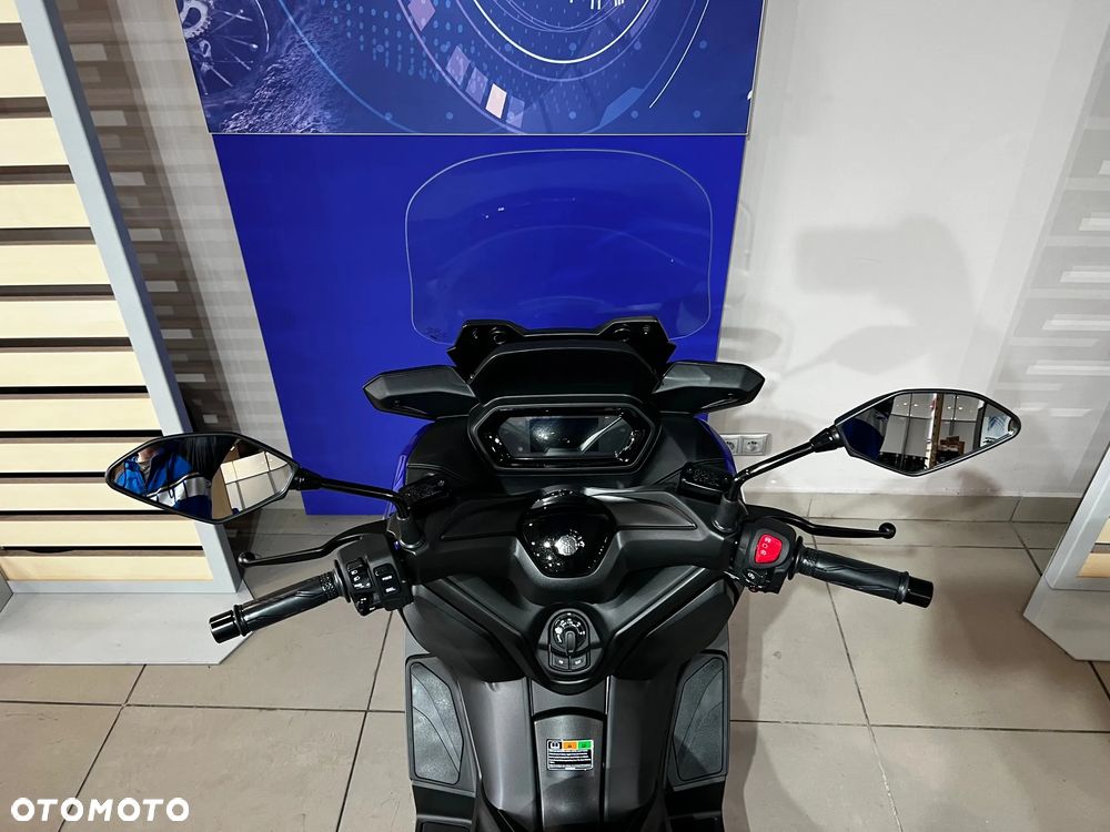 Yamaha X-max - 5