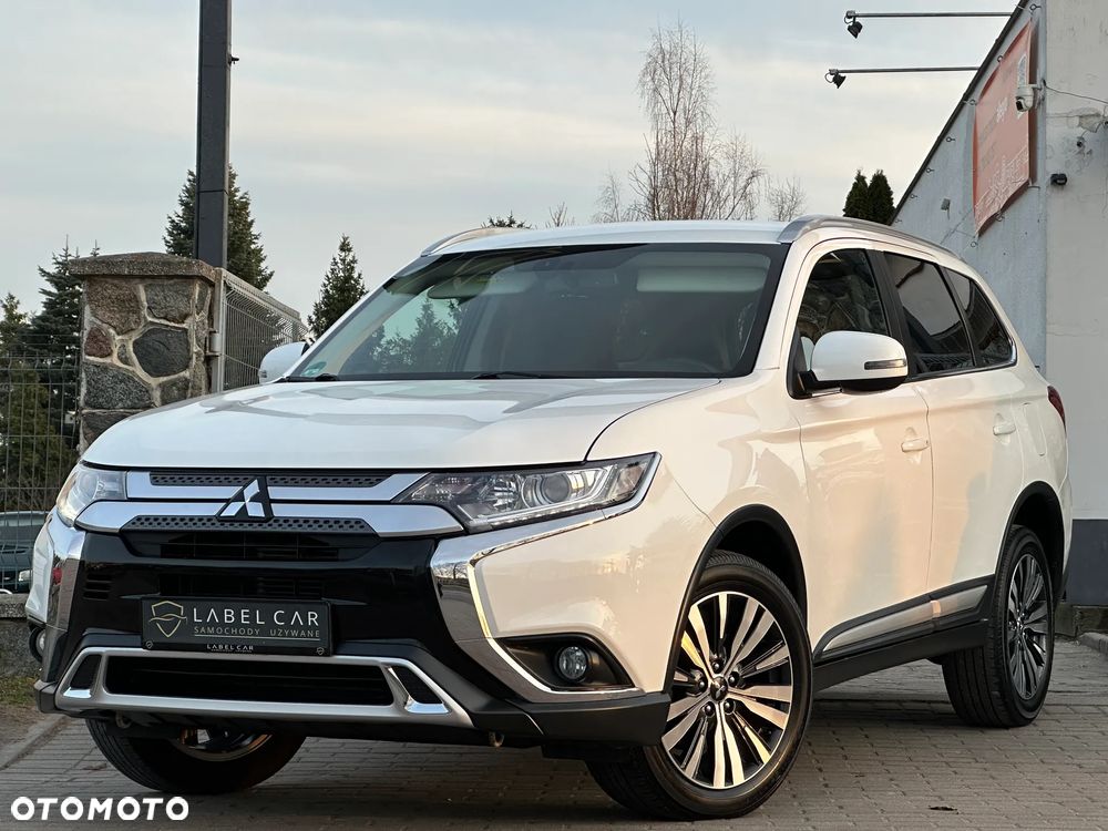 Mitsubishi Outlander 2.0 2WD CVT Diamant Edition+ - 4