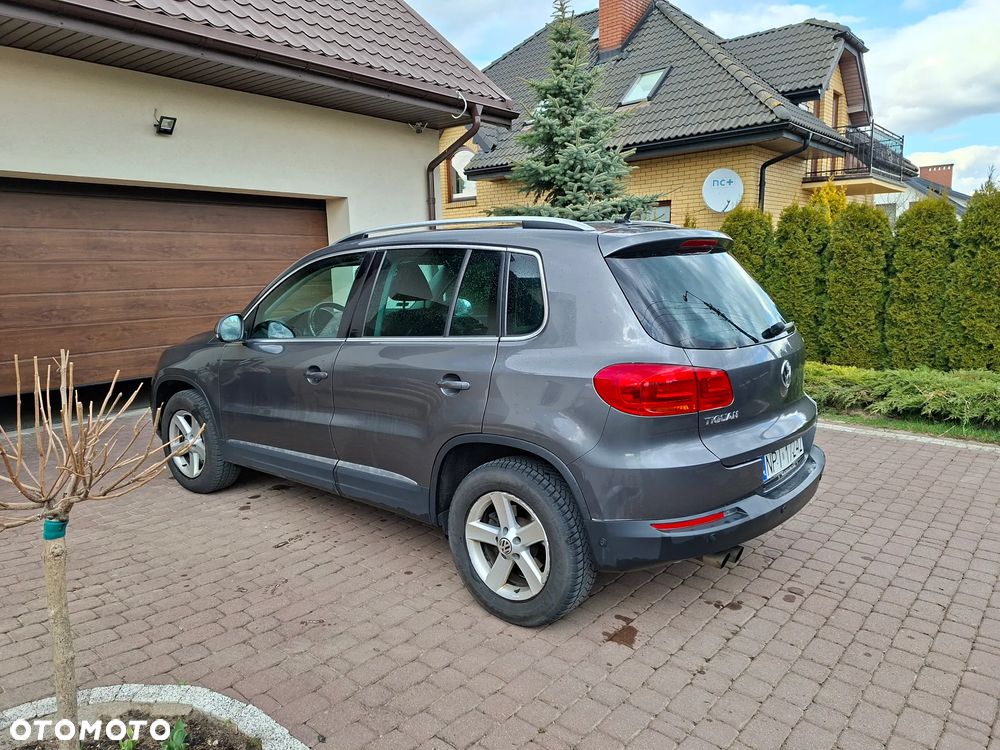 Volkswagen Tiguan - 2