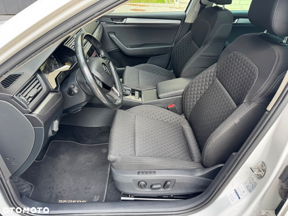 Skoda Superb 2.0 TDI 4x4 DSG SportLine - 17