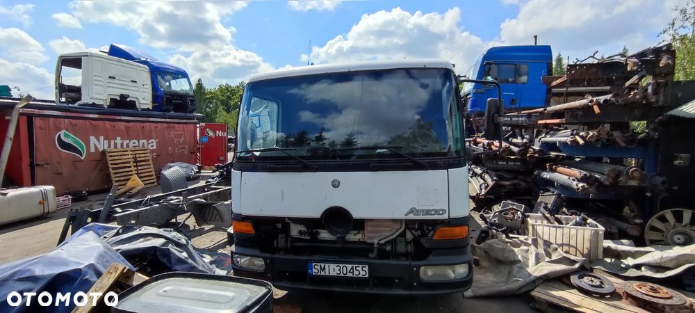 Mercedes Atego 815 Kabina dzienna - 1