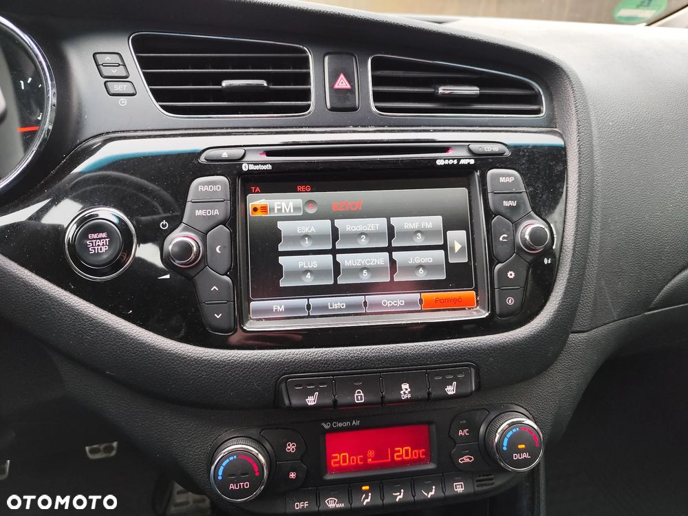 Kia Ceed 1.6 CRDi 128 ISG Dream Team Edition - 19