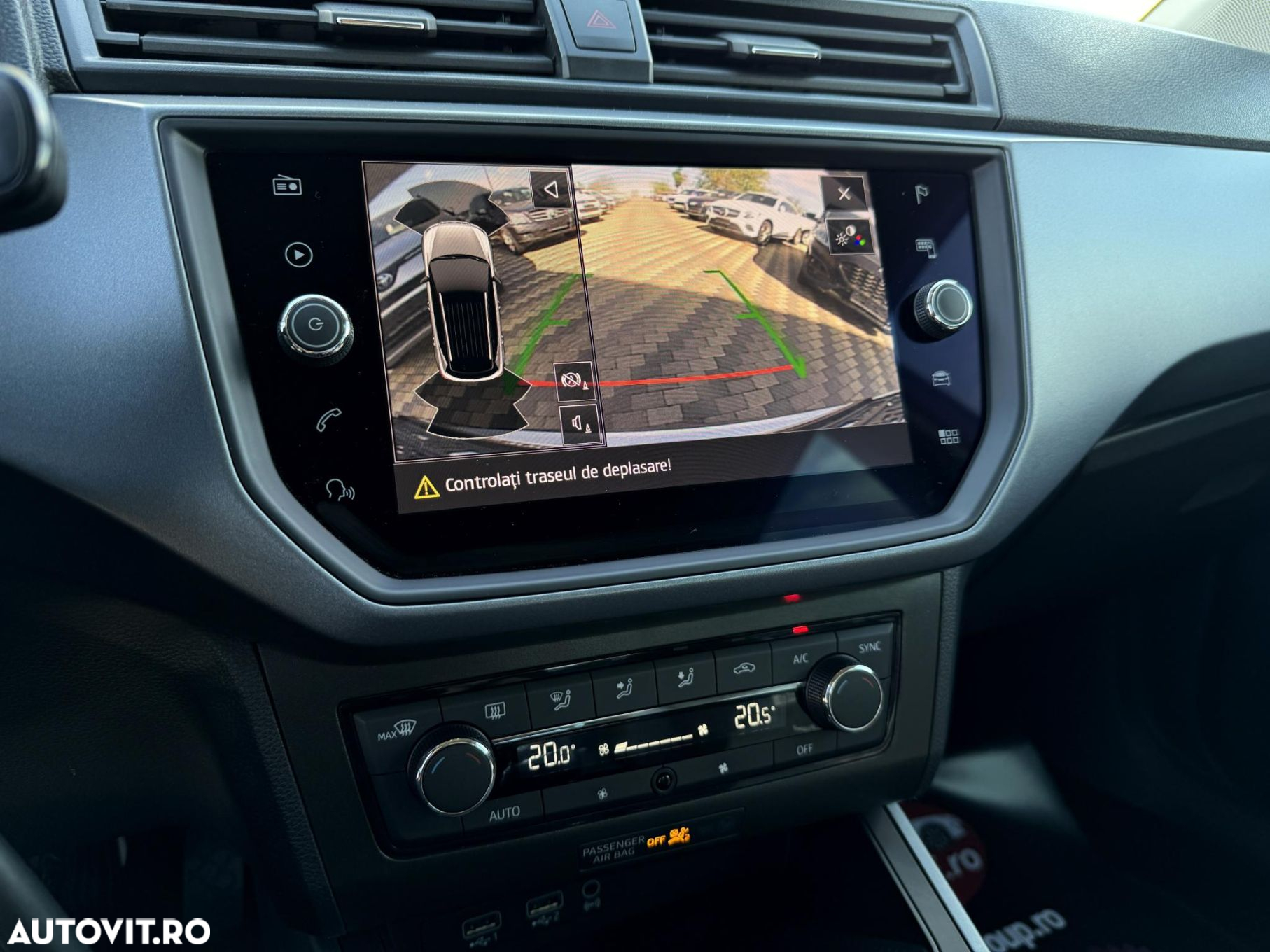 Seat Arona - 12